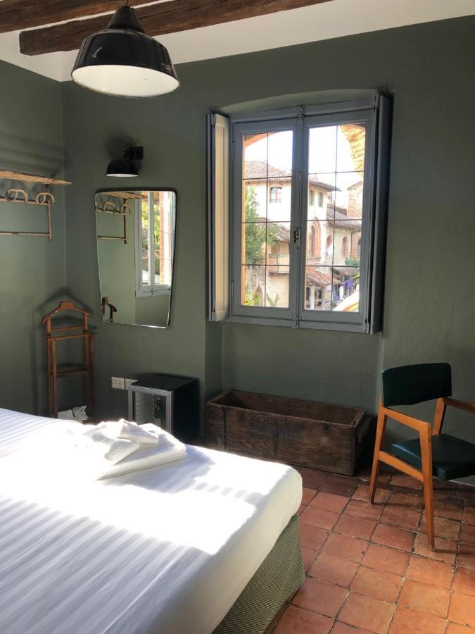 La Locanda Di Grazzano Visconti Bagian luar foto