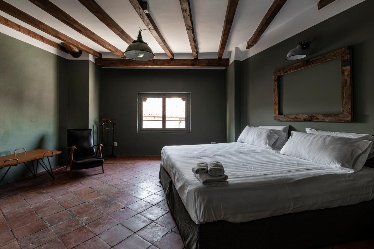 La Locanda Di Grazzano Visconti Bagian luar foto
